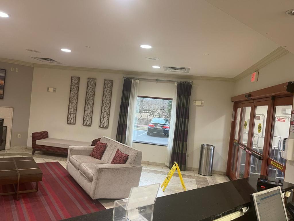 Spark By Hilton Rahway Exterior photo