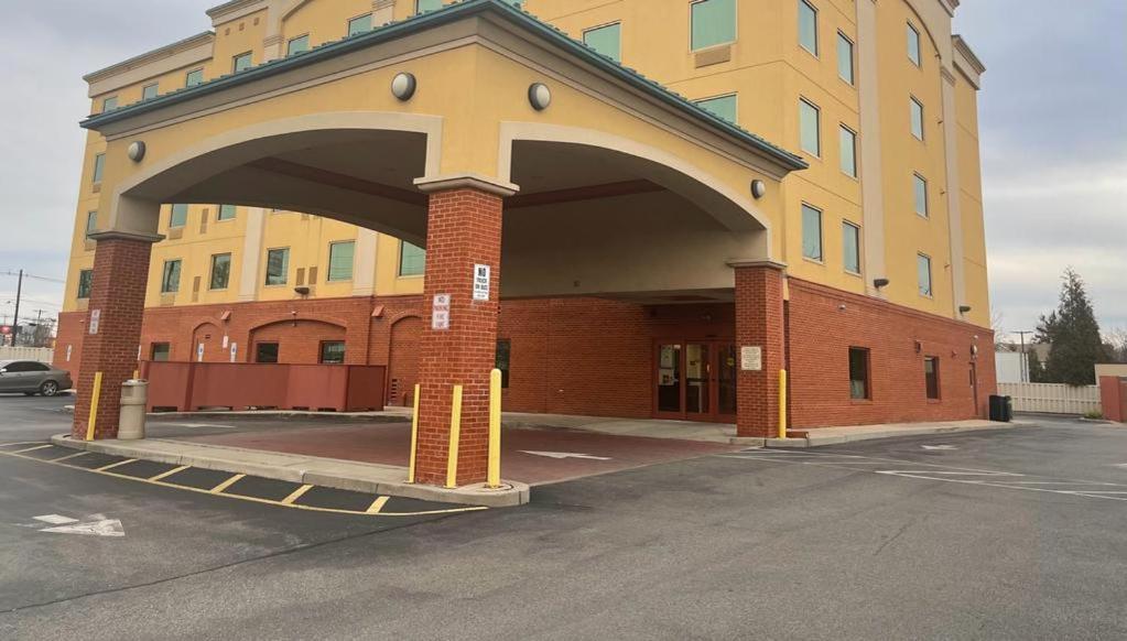Spark By Hilton Rahway Exterior photo