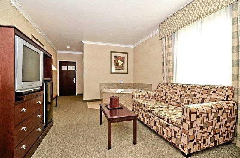 Spark By Hilton Rahway Exterior photo
